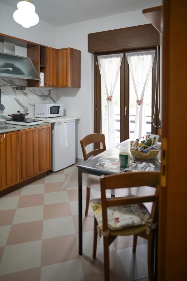 B&B Apartment 1970 Лаурия Инфериоре Экстерьер фото